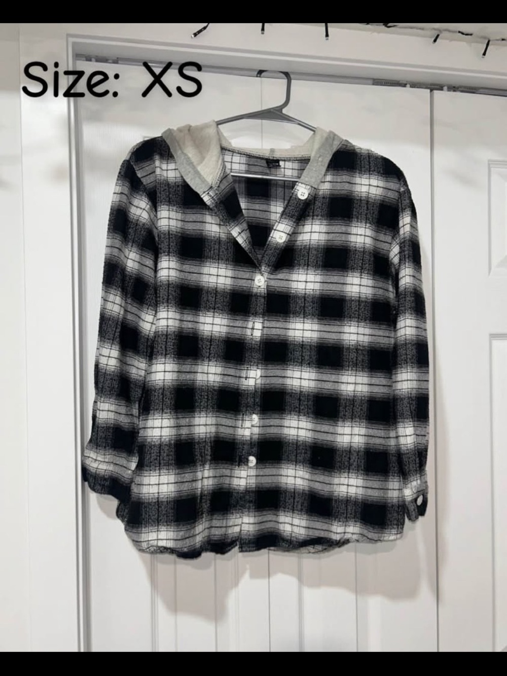 Girls Black & White Plaid Button-Up Hooded flannel